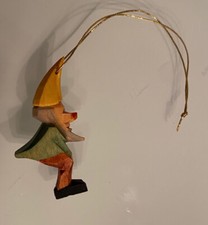 Alte Holzfigur Zwerg